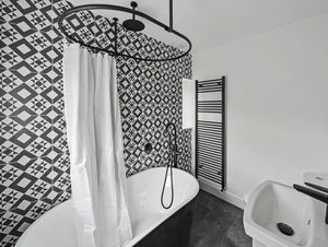 Photo 8- click for photo gallery